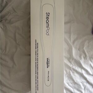 L'Oreal SteamPod Hair Straightener